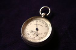画像2: 1881年 イギリス 銀無垢  携帯 気圧計 懐中時計 フォブ