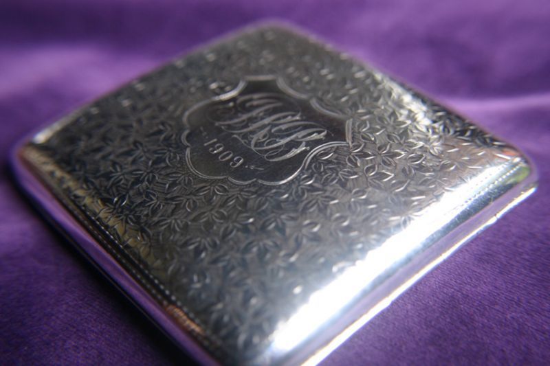 1907年　イギリス　銀無垢 タバコケース シガレットケース